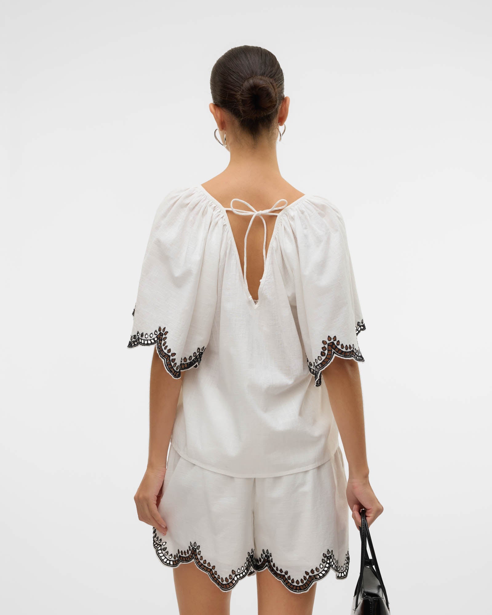 VMDIANA EMBROIDERED TOP